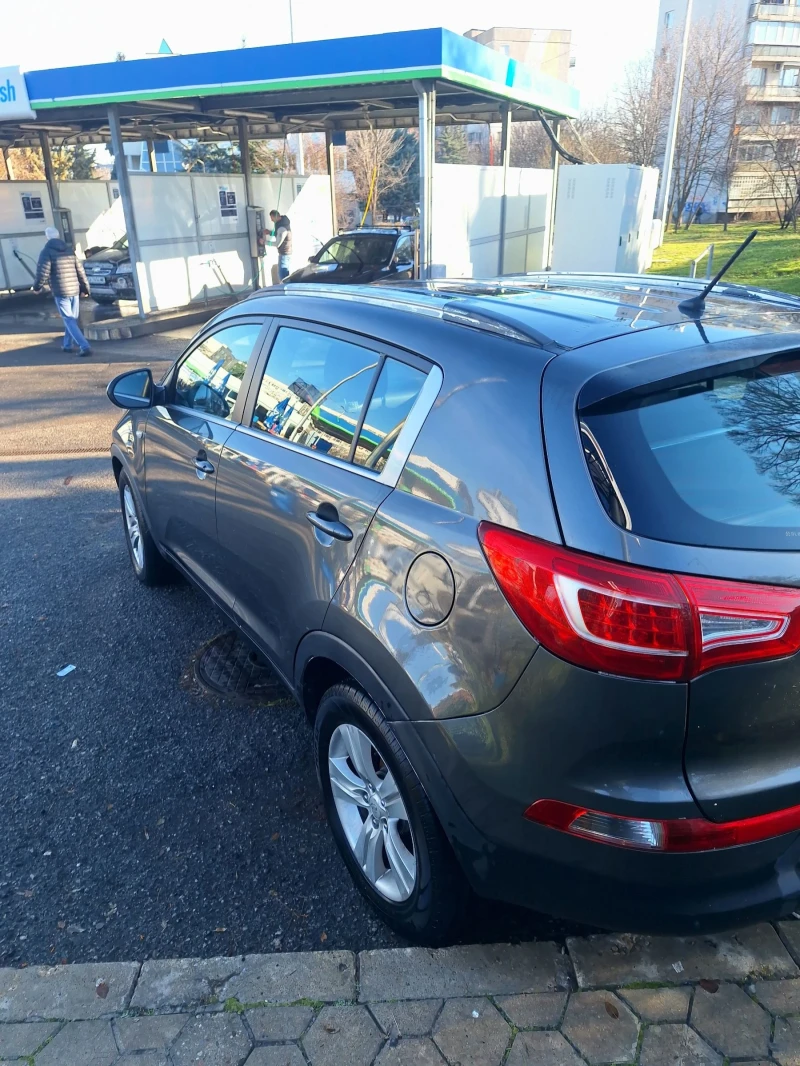 Kia Sportage 1.7 d, снимка 4 - Автомобили и джипове - 53121486