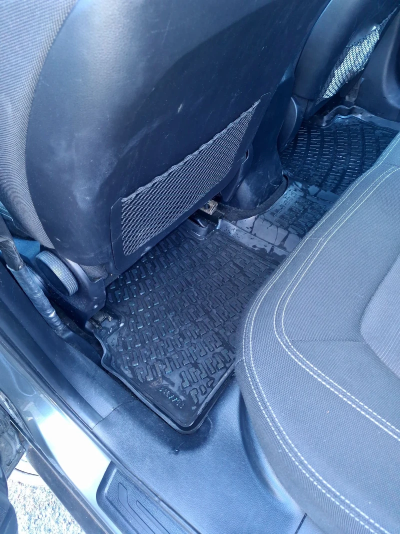 Kia Sportage 1.7 d, снимка 8 - Автомобили и джипове - 53121486