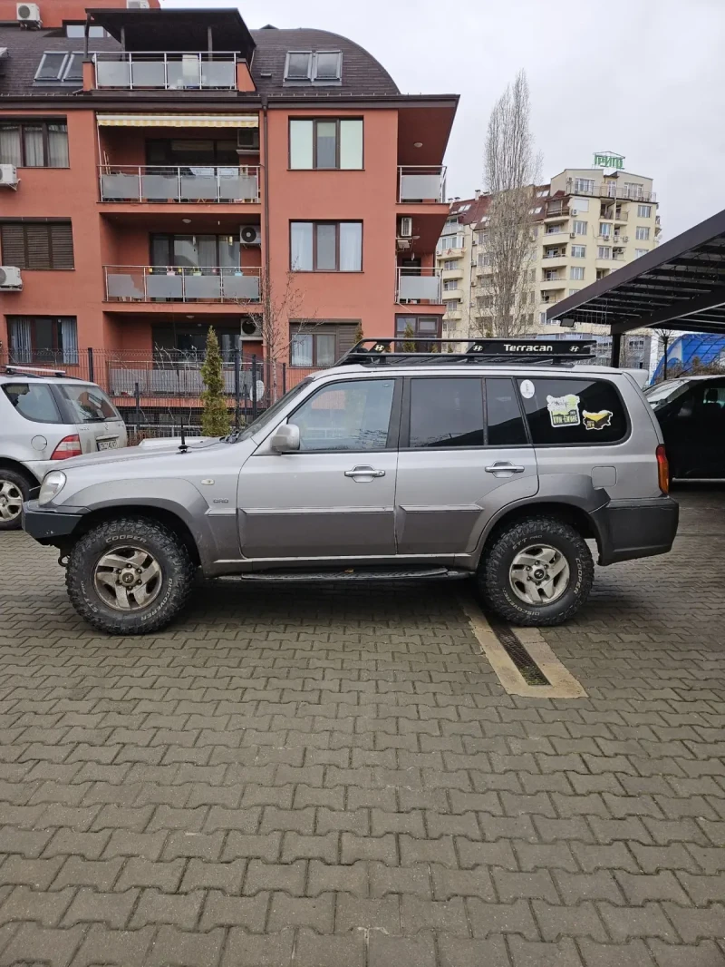 Hyundai Terracan, снимка 4 - Автомобили и джипове - 53235389