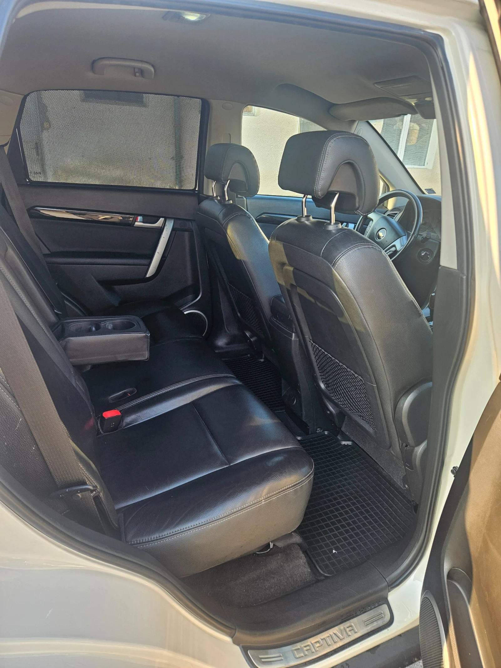 Chevrolet Captiva 2.2 дизел 184к.с, снимка 9 - Автомобили и джипове - 53345199
