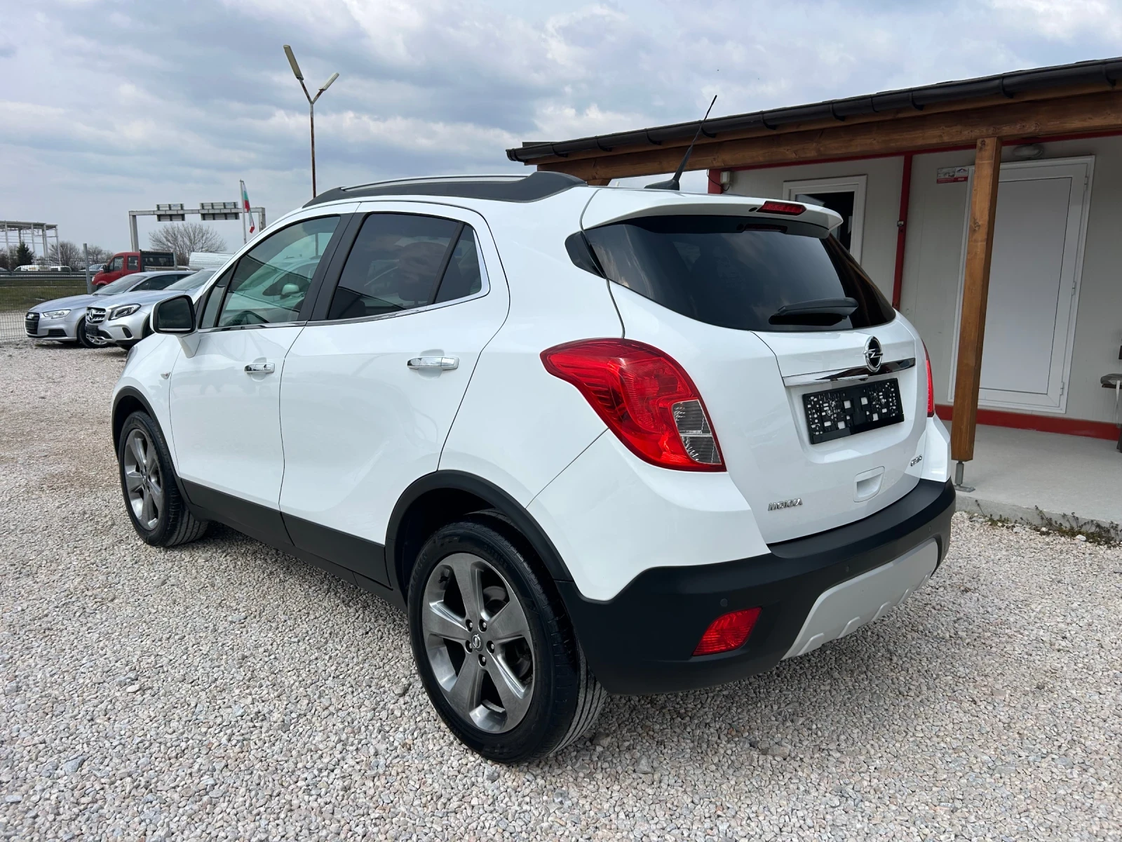 Opel Mokka * 1.7d* 130к.с* 4Х4* NAVI* KAMERA* , снимка 4 - Автомобили и джипове - 53926299