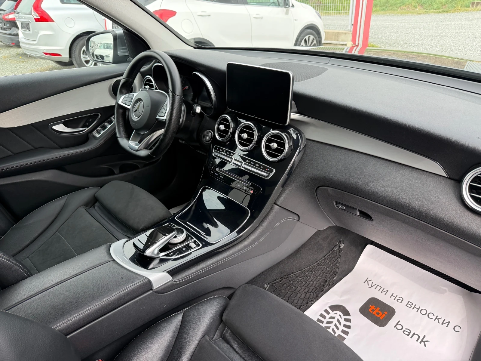 Mercedes-Benz GLC 250 (KATO НОВА)^(4-MATIC)^(AMG), снимка 15 - Автомобили и джипове - 54038858