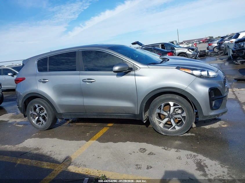 Kia Sportage 2.4l Lx, снимка 13 - Автомобили и джипове - 54094439