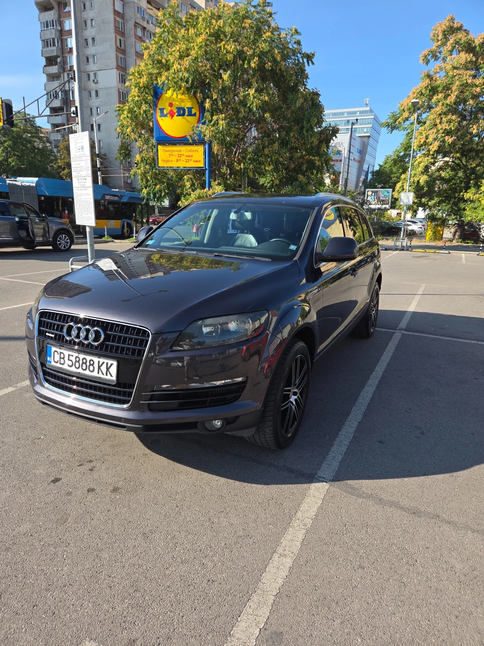 Audi Q7, снимка 2 - Автомобили и джипове - 55972902