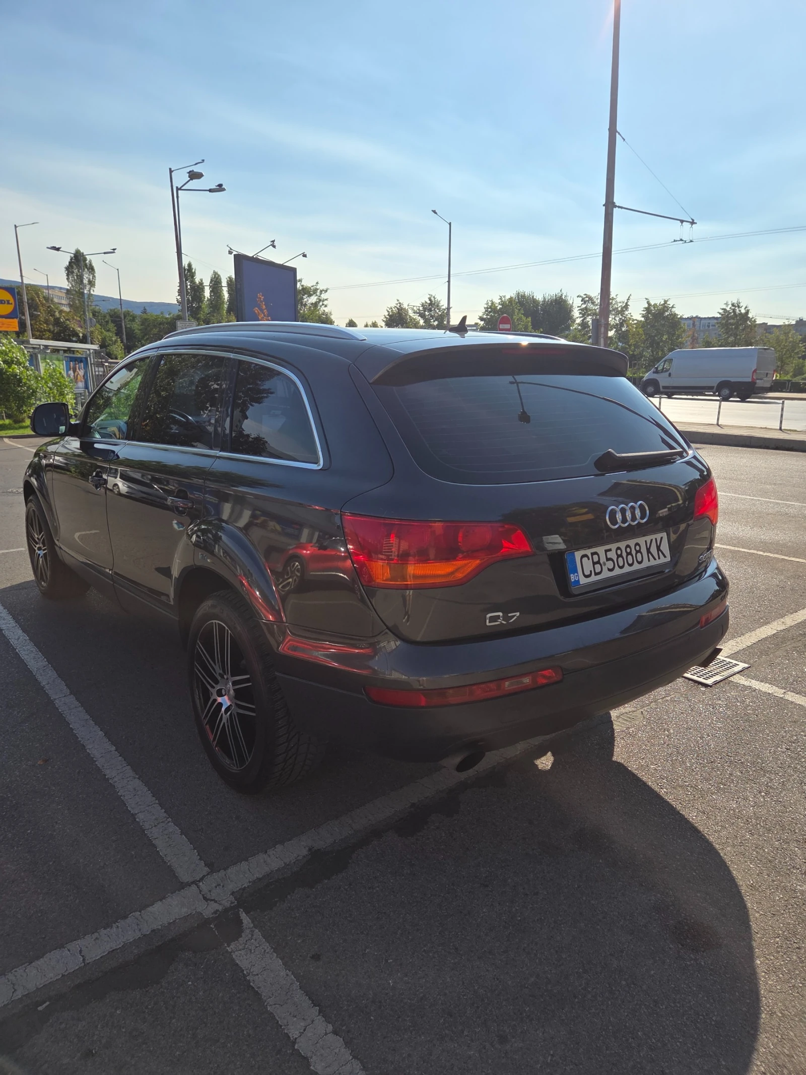 Audi Q7, снимка 4 - Автомобили и джипове - 55972902