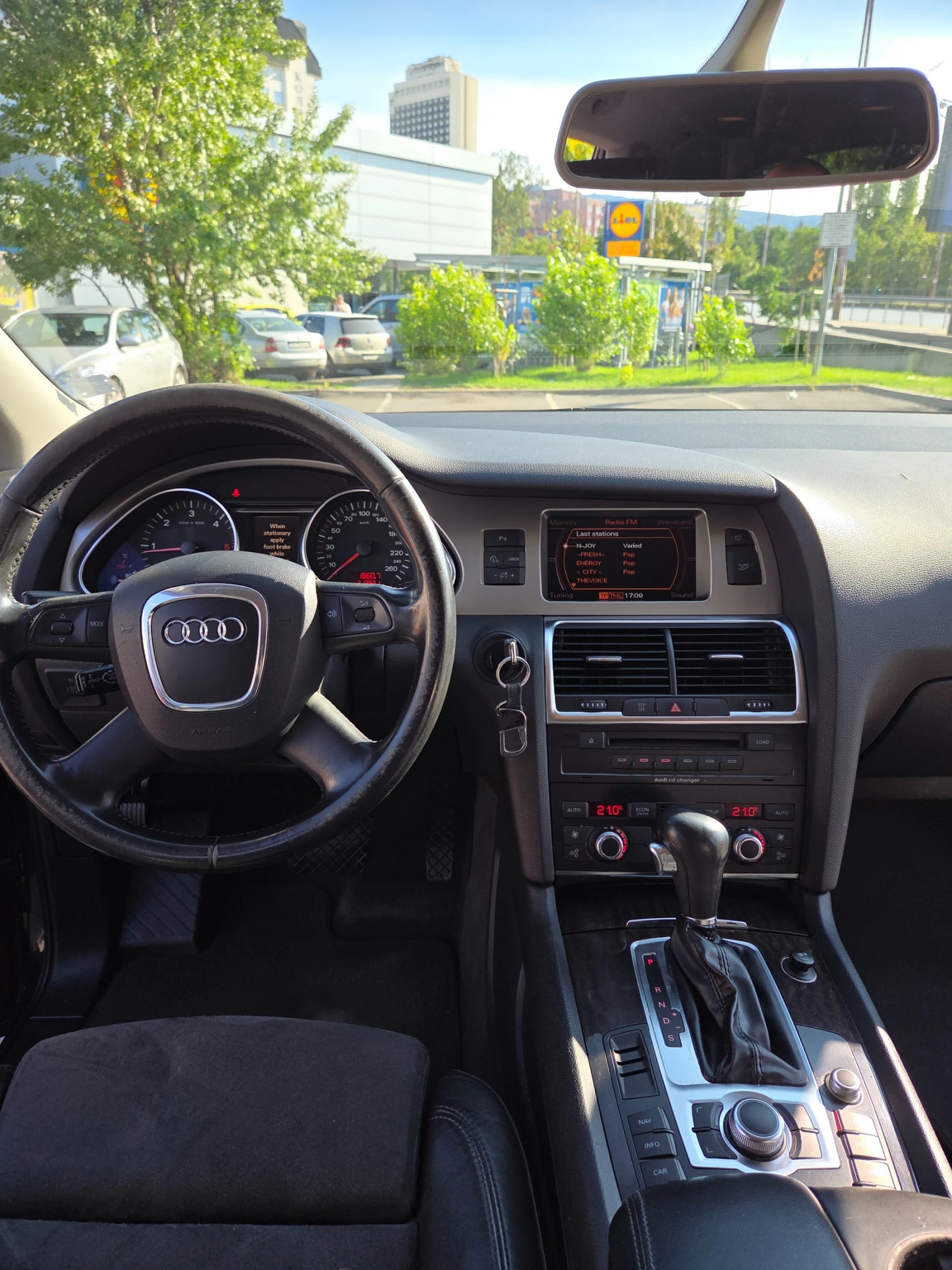 Audi Q7, снимка 15 - Автомобили и джипове - 55972902