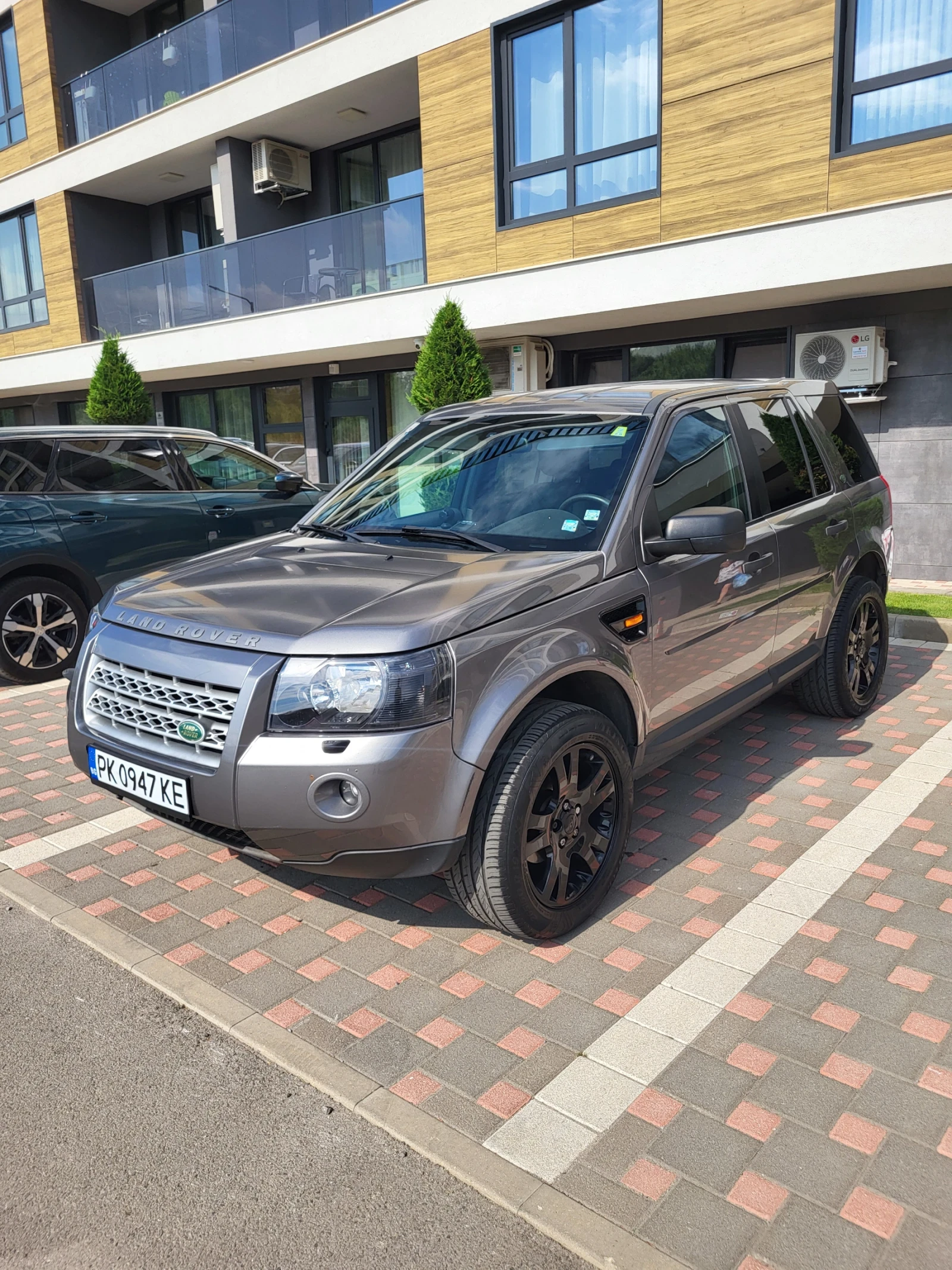 Land Rover Freelander 2.2 d 4x4, снимка 4 - Автомобили и джипове - 56136418