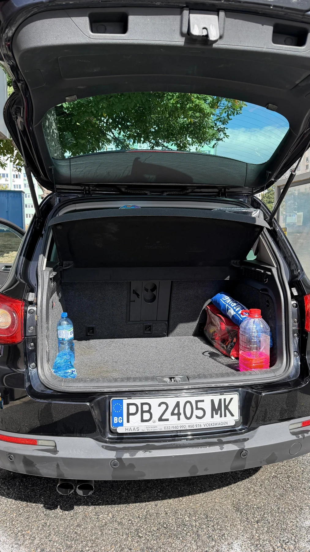 VW Tiguan, снимка 11 - Автомобили и джипове - 56410177