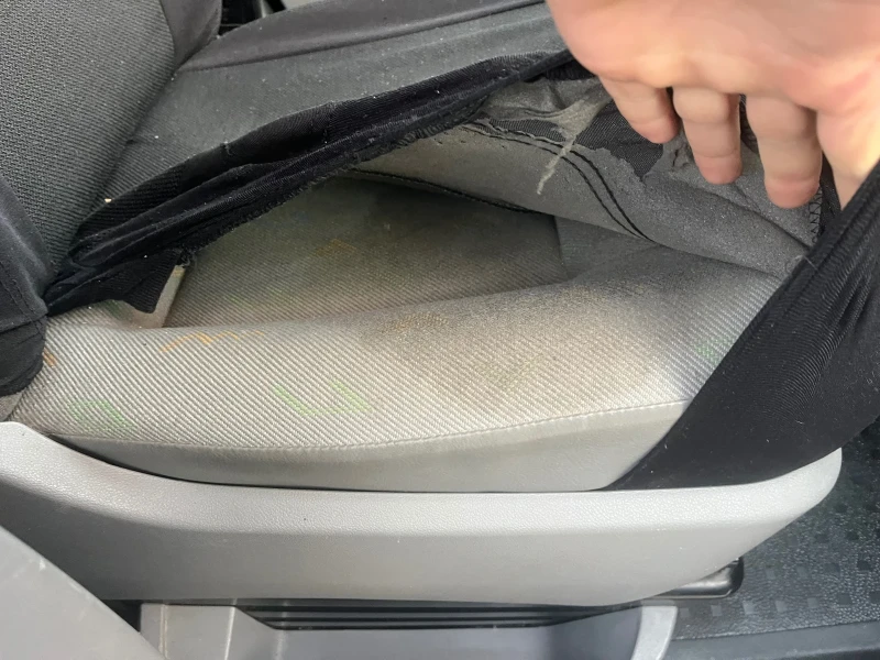 VW T5 1.9TDI, снимка 10 - Бусове и автобуси - 52875490