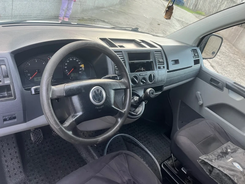 VW T5 1.9TDI, снимка 8 - Бусове и автобуси - 52875490