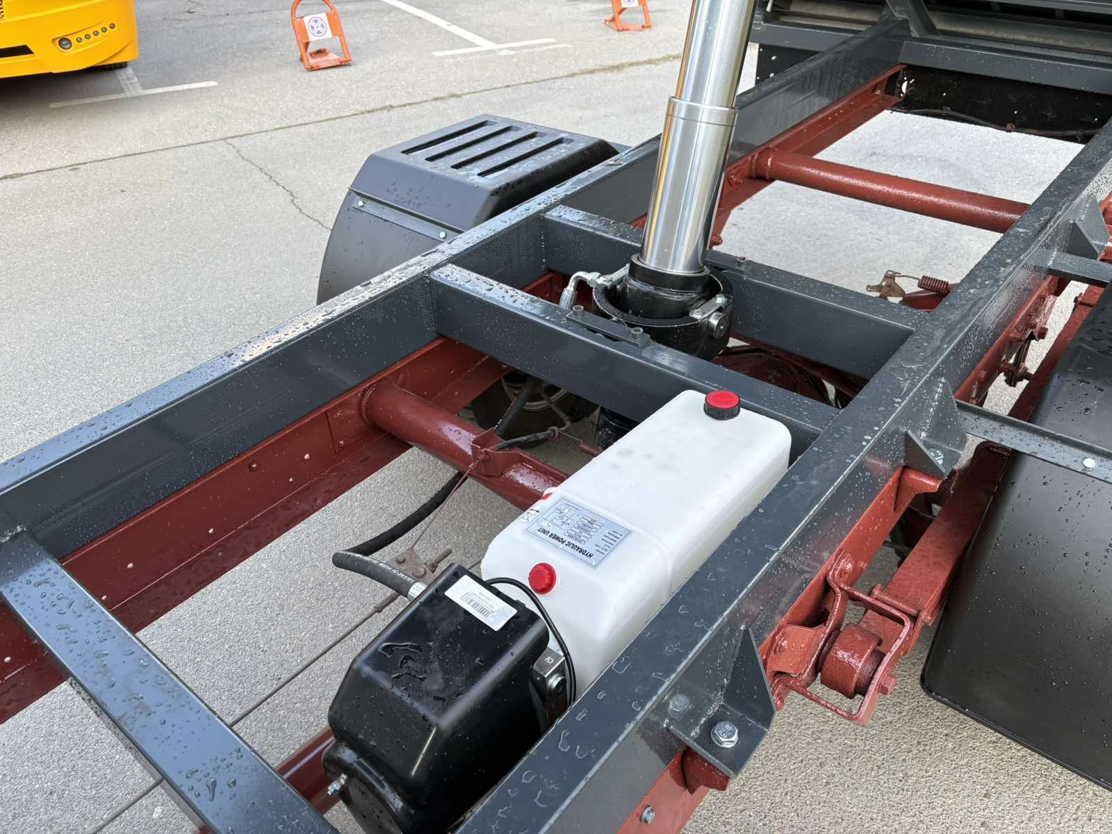 Iveco 35c11 2.8 САМОСВАЛ ТРИСТРАНЕН/3.70м-2.15м/6места, снимка 12 - Бусове и автобуси - 53781268