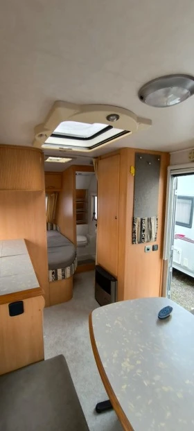 Каравана HYMER / ERIBA SWING 466, снимка 8