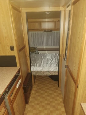 Каравана Burstner БРЮСТНЕР , снимка 2