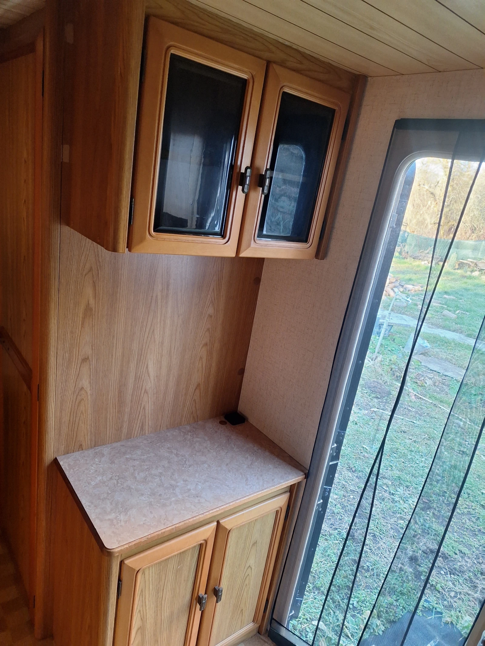 �������� Burstner ��������  | Mobile.bg � ����������� 12