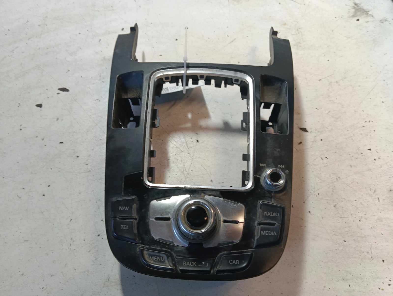 управление мултимедия 8T0919611B Audi A5
