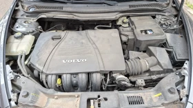 Volvo C30 1.8 I-157000км.РЕАЛНИ!!!, снимка 3