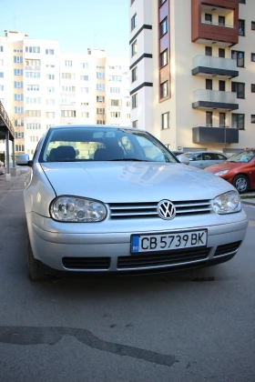     VW Golf 1.6