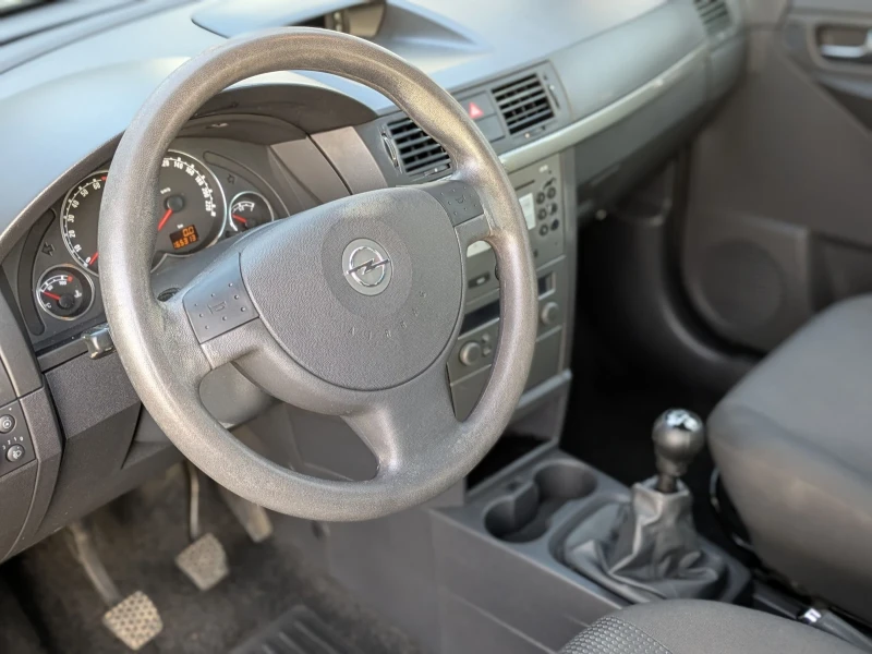 Opel Meriva 1.6i 16v Facelift, снимка 8 - Автомобили и джипове - 44199747