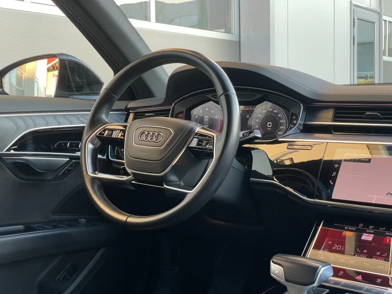 Audi A8 TFSI 55 quattro Реален пробег, снимка 9 - Автомобили и джипове - 47595294