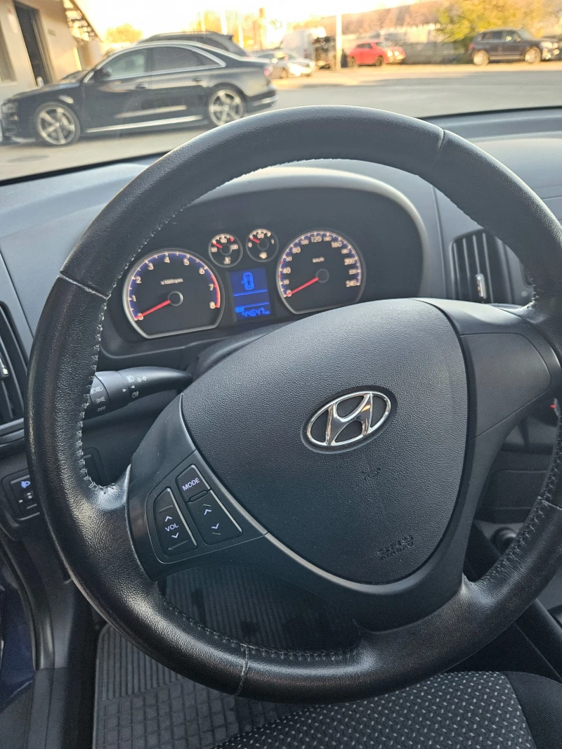 Hyundai I30 44000км!!!!!, снимка 8 - Автомобили и джипове - 48018997