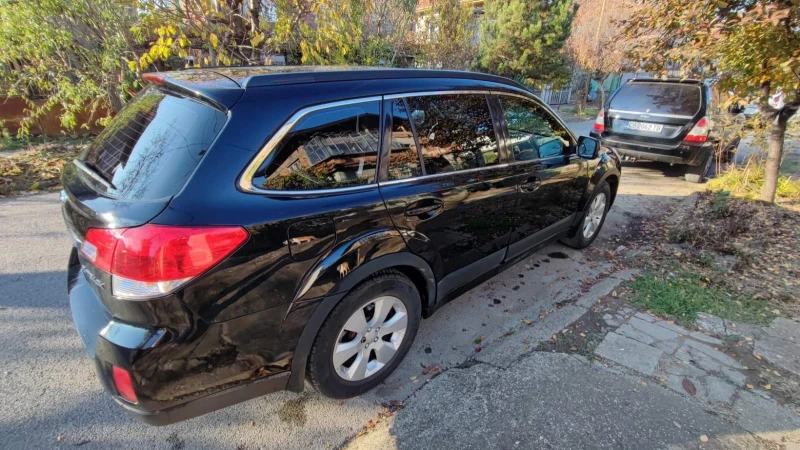 Subaru Outback 3.6 ОТЛИЧНО* ГАЗ* ПЕЧКА* FULL* , снимка 3 - Автомобили и джипове - 49421088