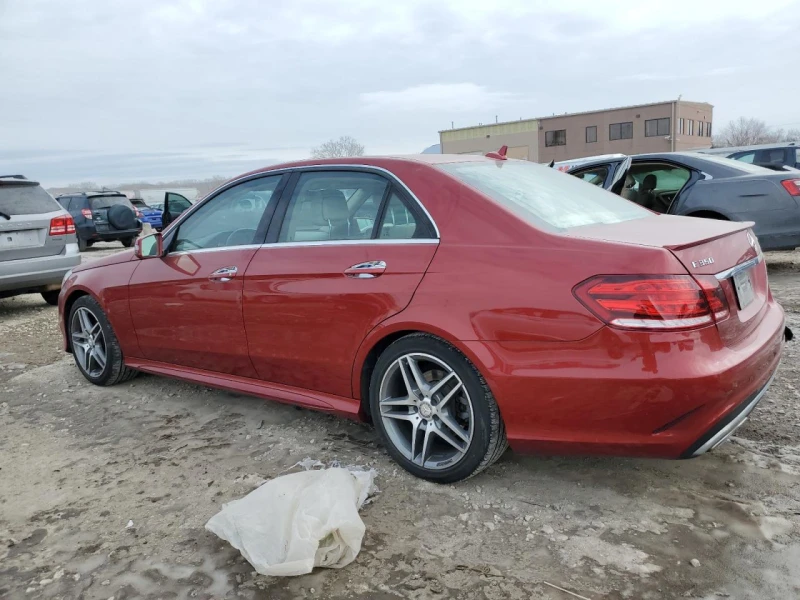 Mercedes-Benz E 350 4MATIC* AMG-Pack* Harman/Kardon* Подгрев* , снимка 4 - Автомобили и джипове - 49088040