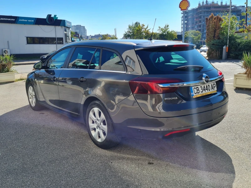 Opel Insignia, снимка 6 - Автомобили и джипове - 51525429