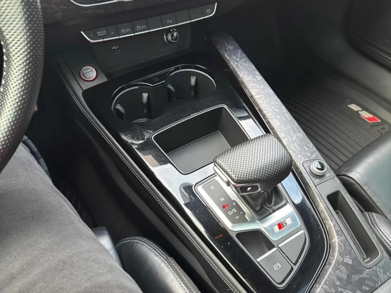 Audi S5 Progressive* S5* B&O* Камера* Подкрев* Keyless, снимка 11 - Автомобили и джипове - 52357143