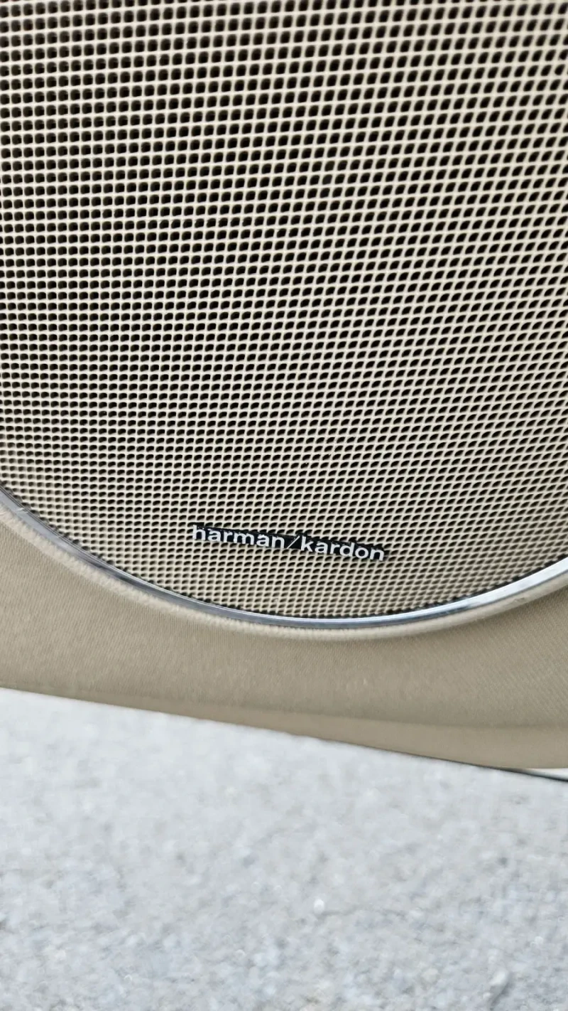 Mercedes-Benz C 300 4MATIC  V6, снимка 11 - Автомобили и джипове - 52664811