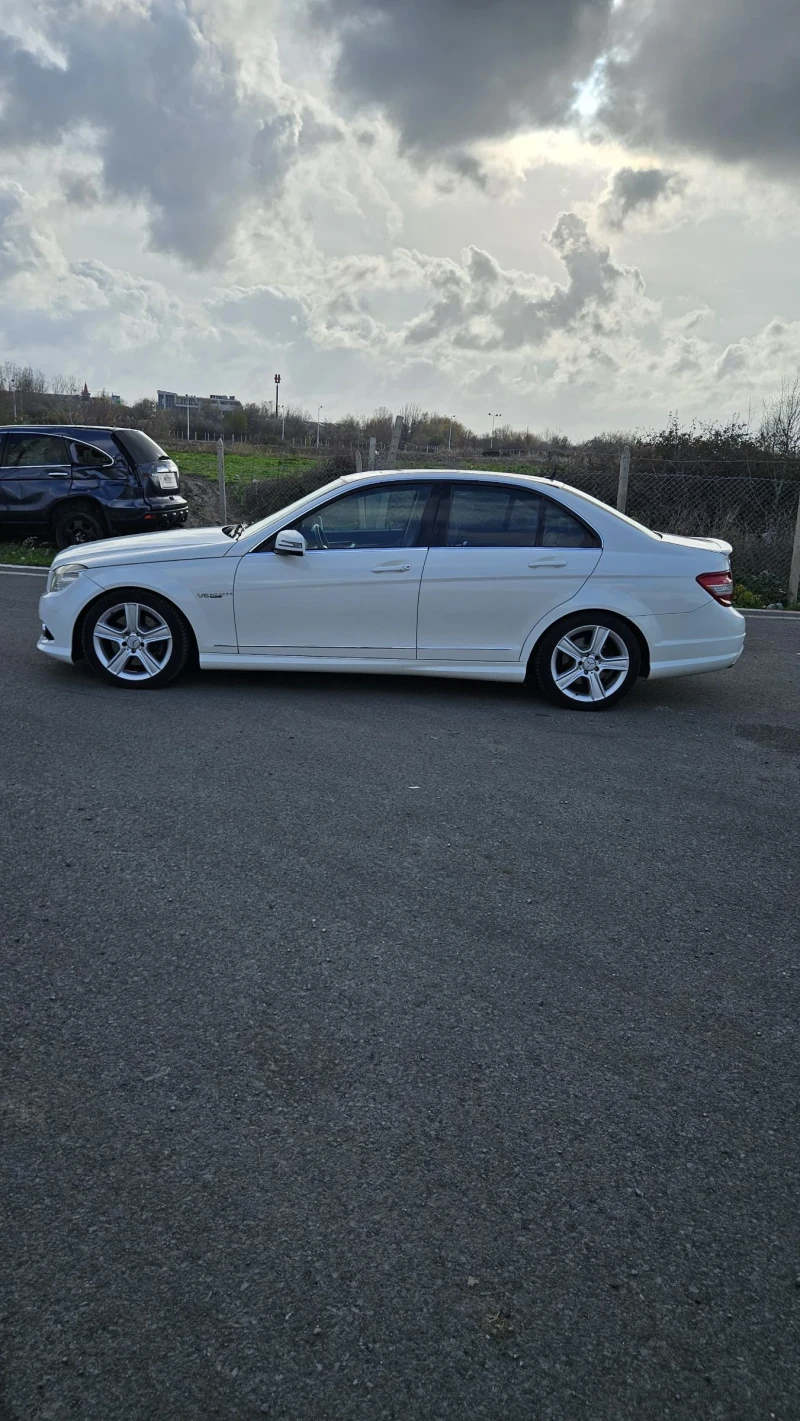 Mercedes-Benz C 300 4MATIC  V6, снимка 4 - Автомобили и джипове - 52664811