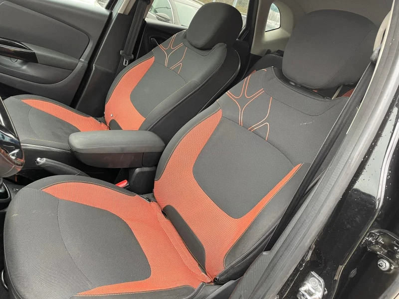 Renault Captur 1.5d 90к автоматикк, снимка 7 - Автомобили и джипове - 52886378