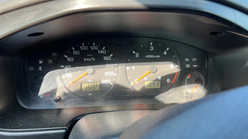 Nissan Primera, снимка 8 - Автомобили и джипове - 53231215