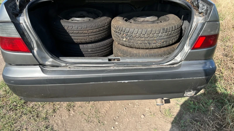 Nissan Primera, снимка 9 - Автомобили и джипове - 53231215