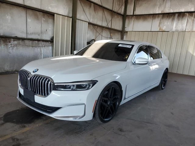 BMW 740 Harman/Kardon* Headu up* Apple Carplay, снимка 3 - Автомобили и джипове - 48255722