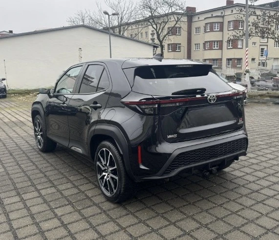 Toyota Yaris Cross | Hybrid | GR Sport | 2024 | 18 000 км., снимка 4 - Автомобили и джипове - 53811352