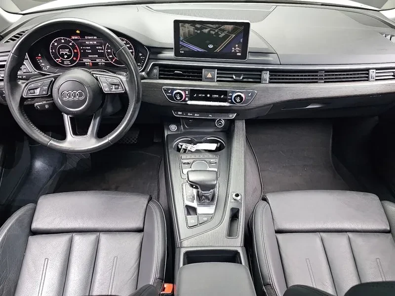 Audi A4 2.0 TDI, снимка 7 - Автомобили и джипове - 55012488