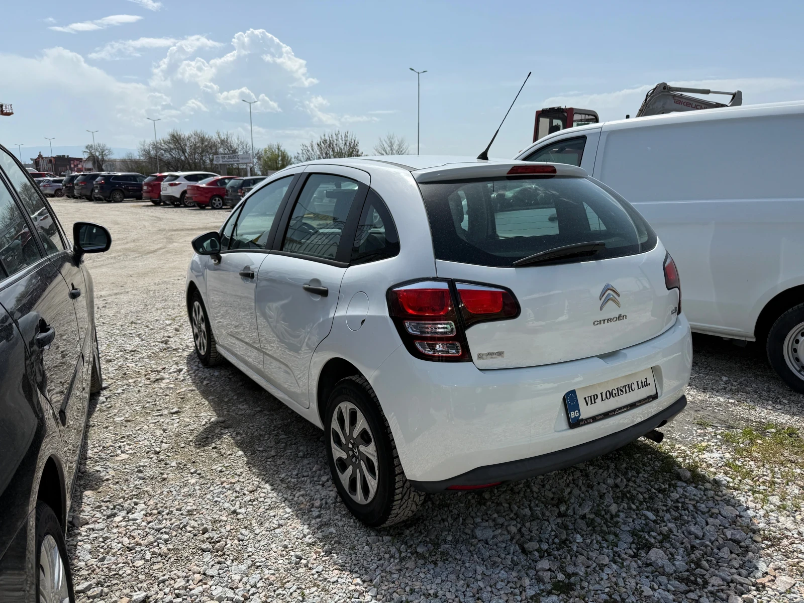 Citroen C3 1.2i* FACE* Euro6b* 120.000km* НОВИ ГУМИ* ЛИЗИНГ - изображение 4