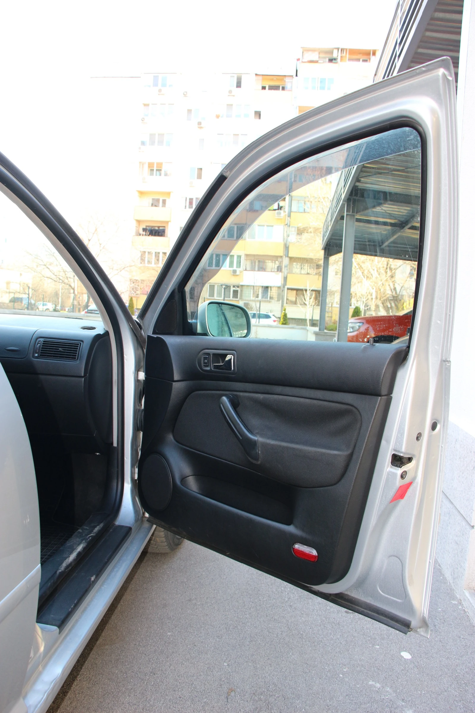 VW Golf 1.6 - изображение 5