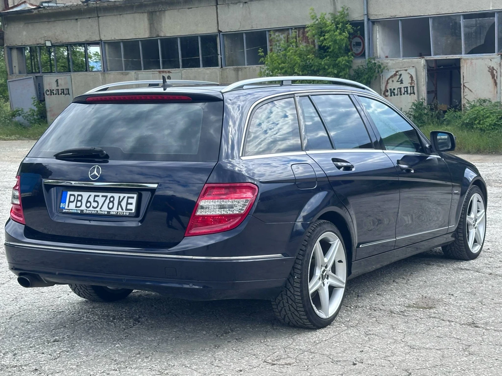 Mercedes-Benz C 220 Avantgarde OM646 автомат, регистрирана, нов внос - изображение 3
