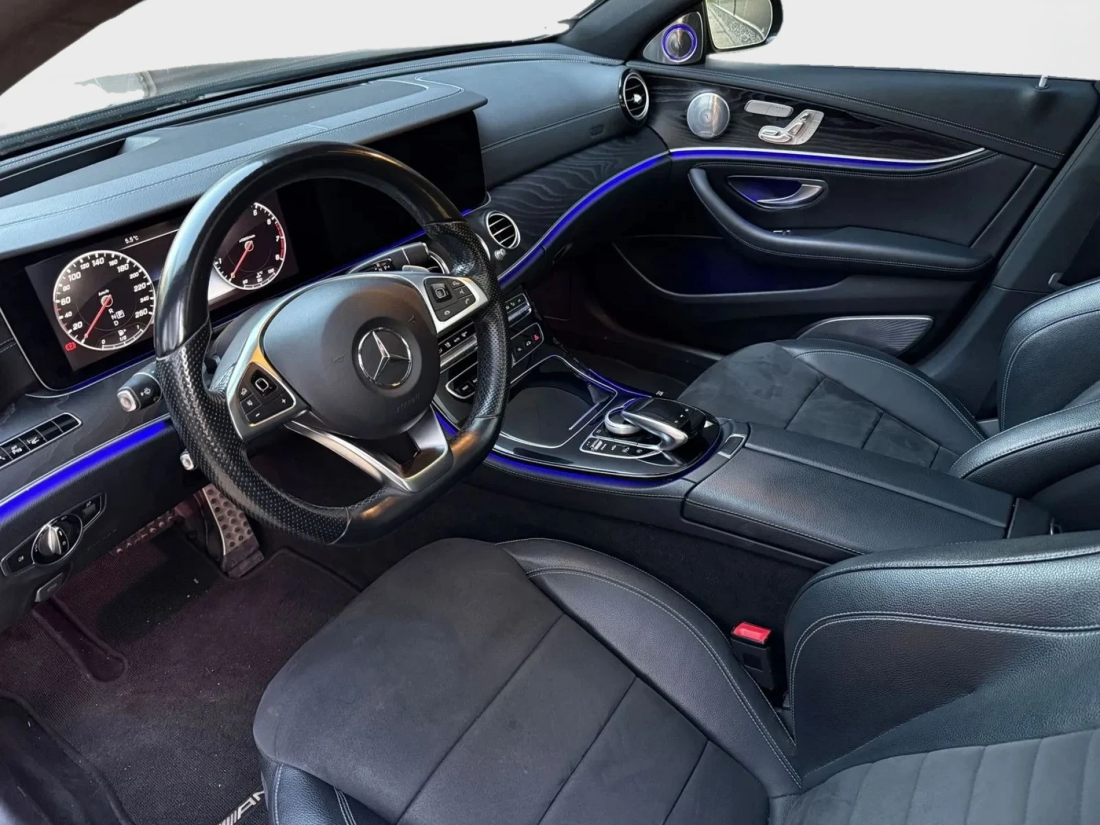 Mercedes-Benz E 400 Очакван Внос Mercedes E400i AMG* 4M* 3D BURM* PANO - изображение 7