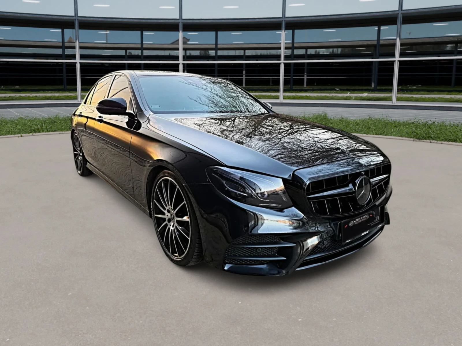 Mercedes-Benz E 400 Очакван Внос Mercedes E400i AMG* 4M* 3D BURM* PANO - изображение 2