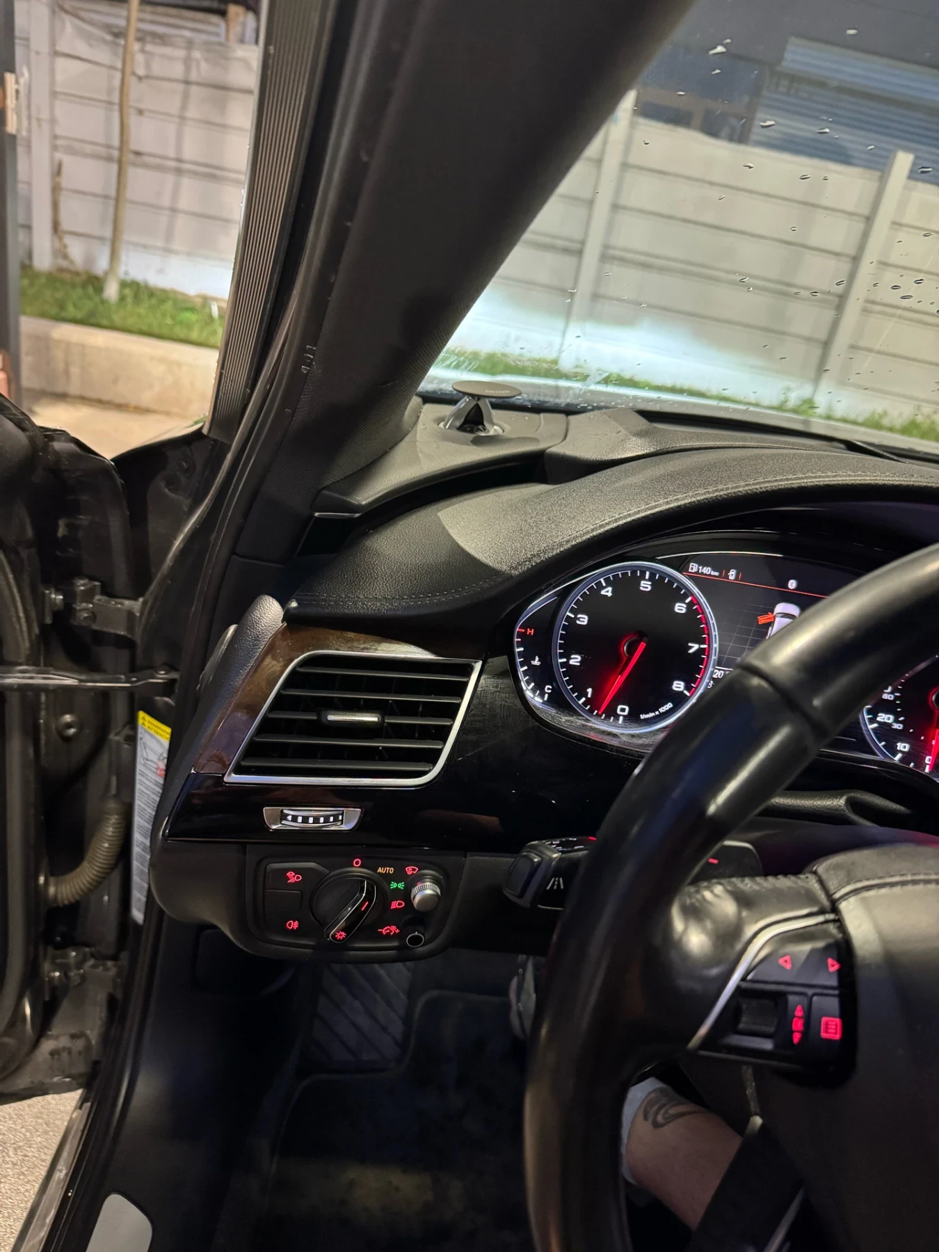 Audi A8 Long 4.0TFSI | 2015 | FULL Екстри | Bang&Ofulsen - изображение 10