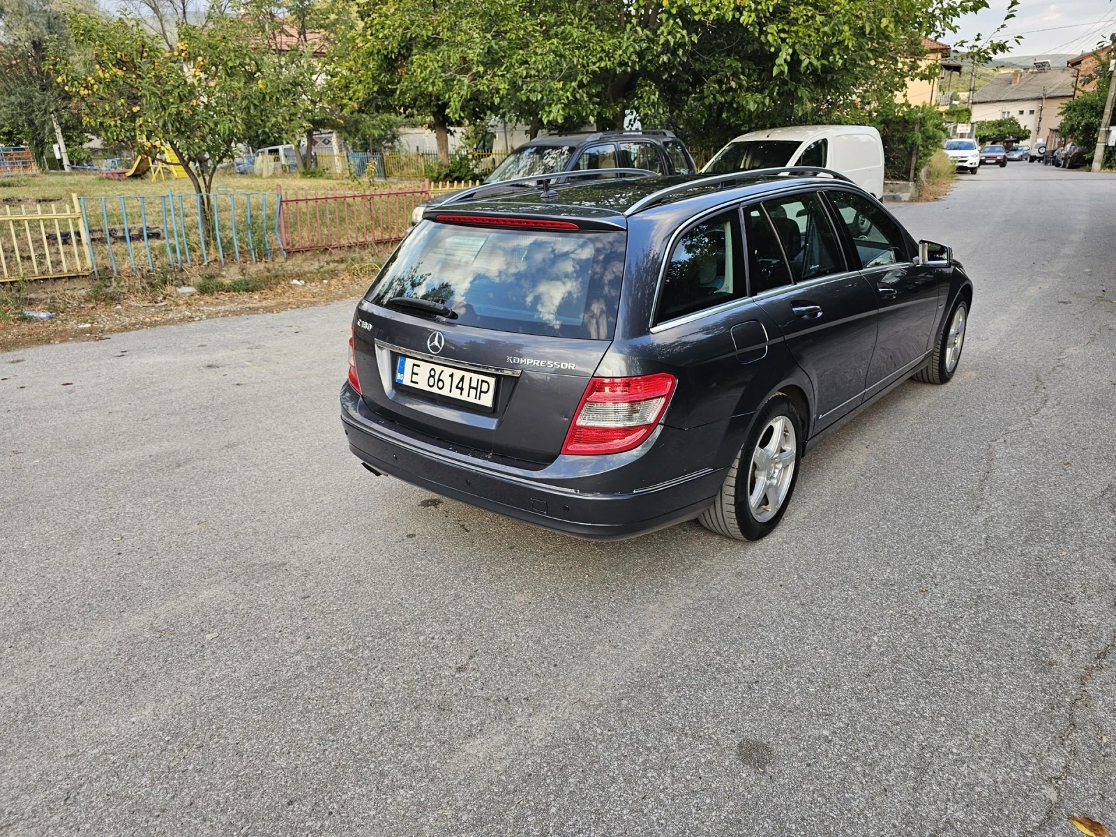 Mercedes-Benz C 180 Kompressor/Газ/Автоматик  | Mobile.bg — изображение 5