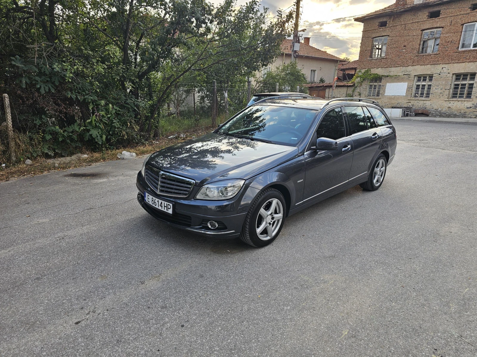 Mercedes-Benz C 180 Kompressor/Газ/Автоматик  | Mobile.bg — изображение 3