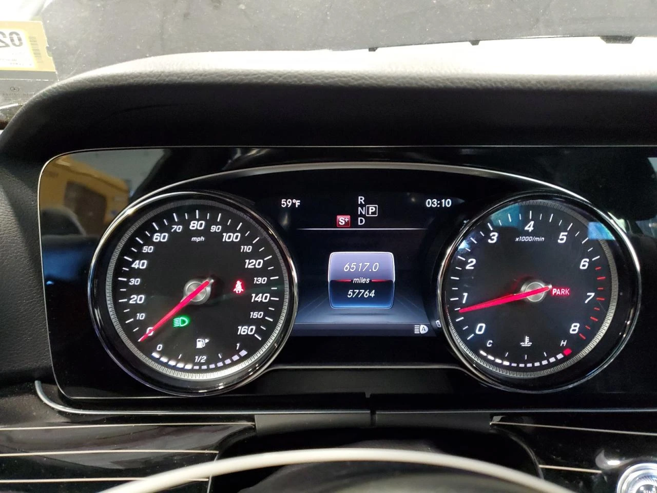 Mercedes-Benz E 300 4MATIC/BURMESTER/AMBIENT/ВИДЕО НА МОТОРА - изображение 9