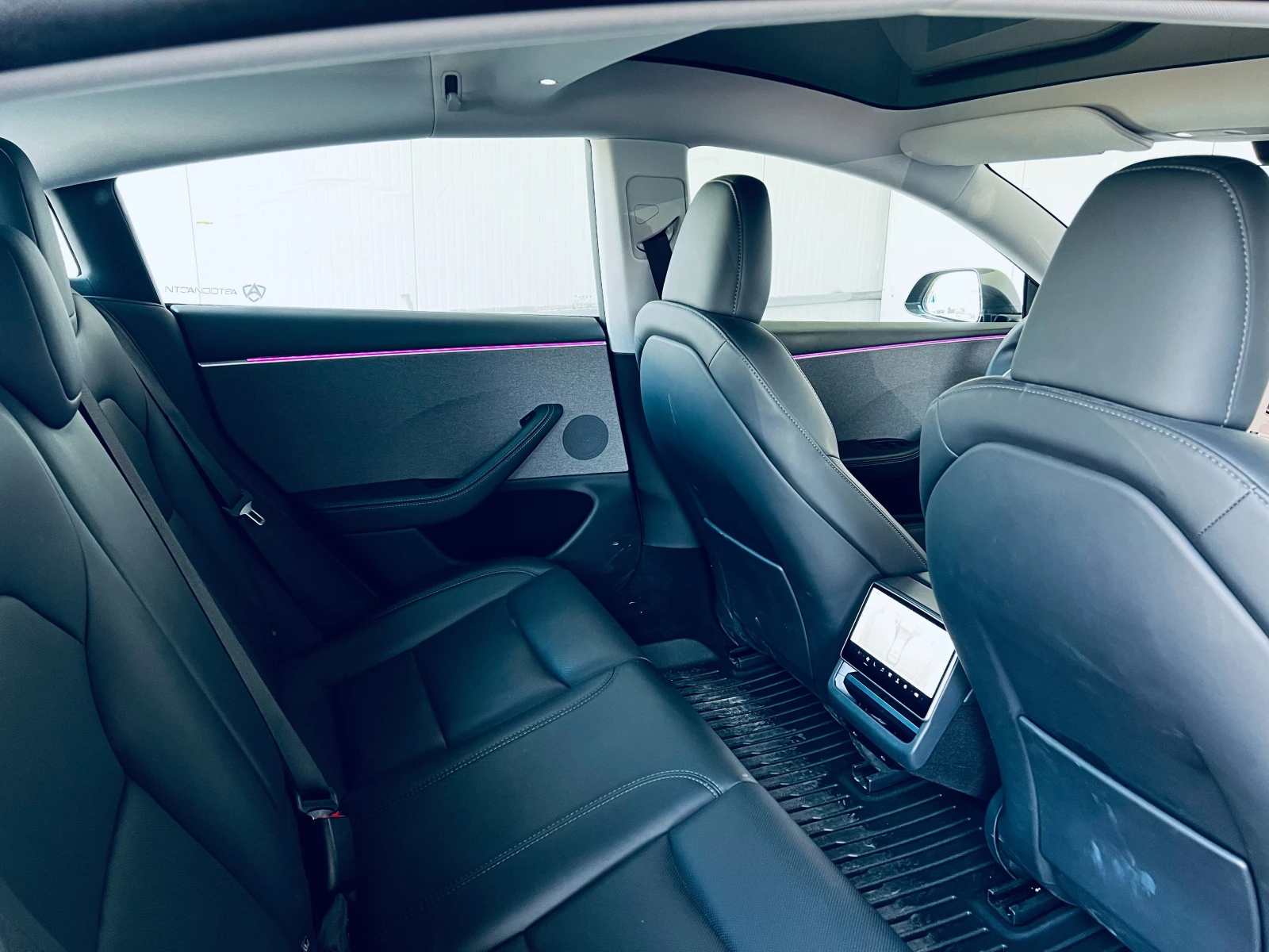 Tesla Model 3 Highland, снимка 9 - Автомобили и джипове - 53763548