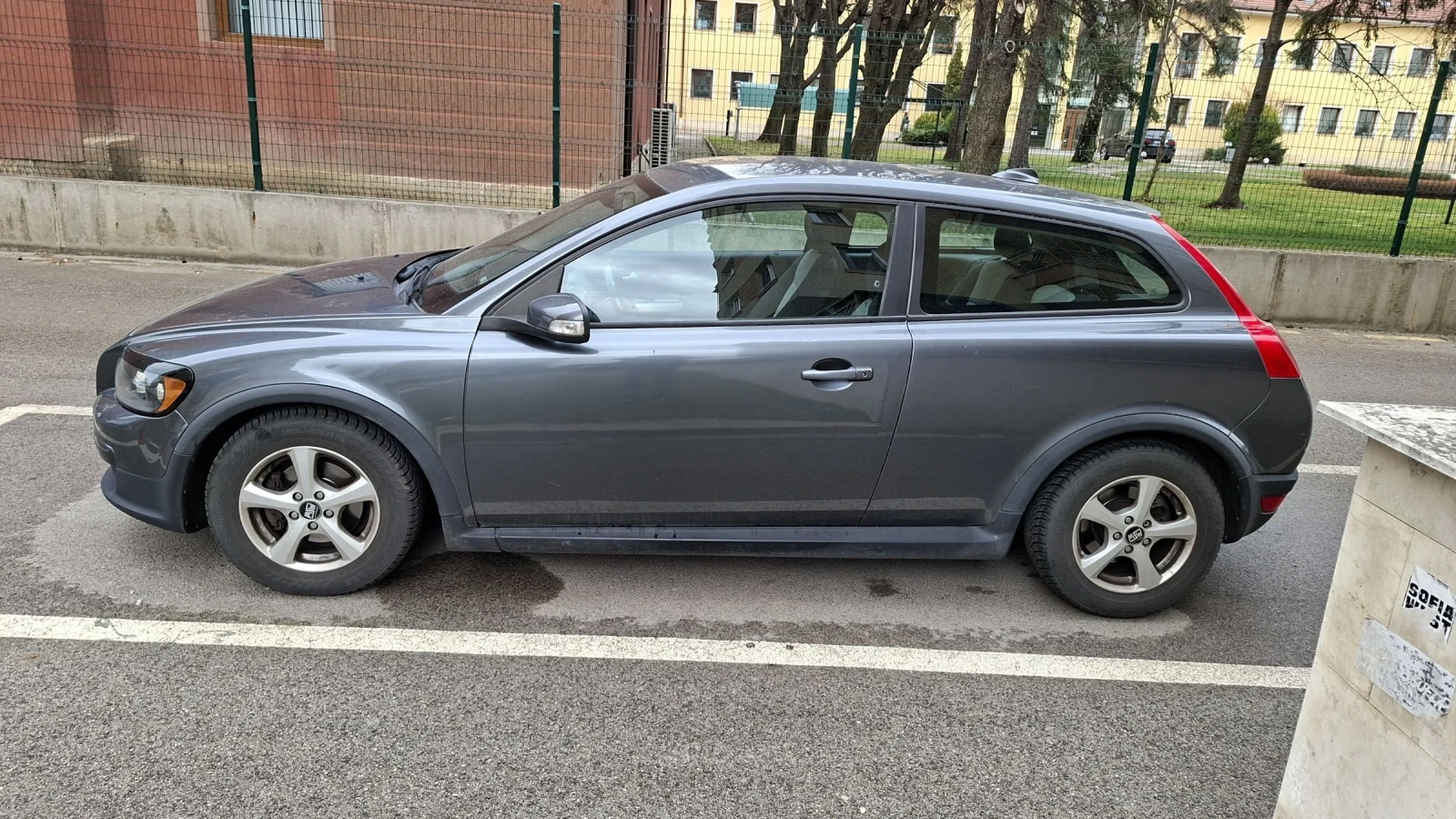 Volvo C30 1.8 I-157000км.РЕАЛНИ!!!, снимка 12 - Автомобили и джипове - 53970975