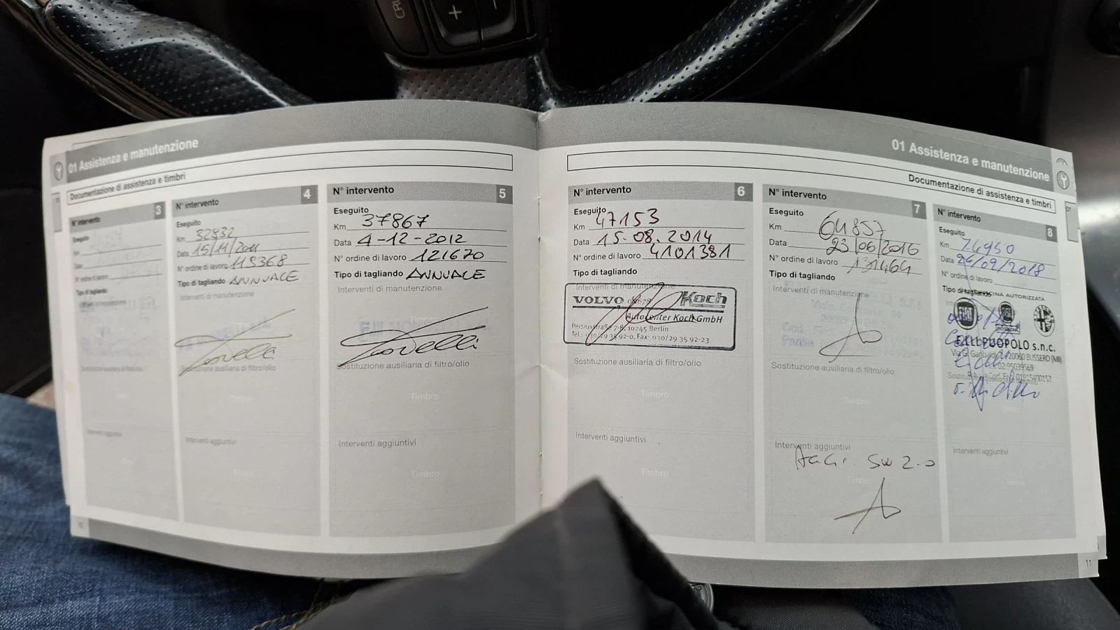 Volvo C30 1.8 I-157000км.РЕАЛНИ!!!, снимка 4 - Автомобили и джипове - 53970975