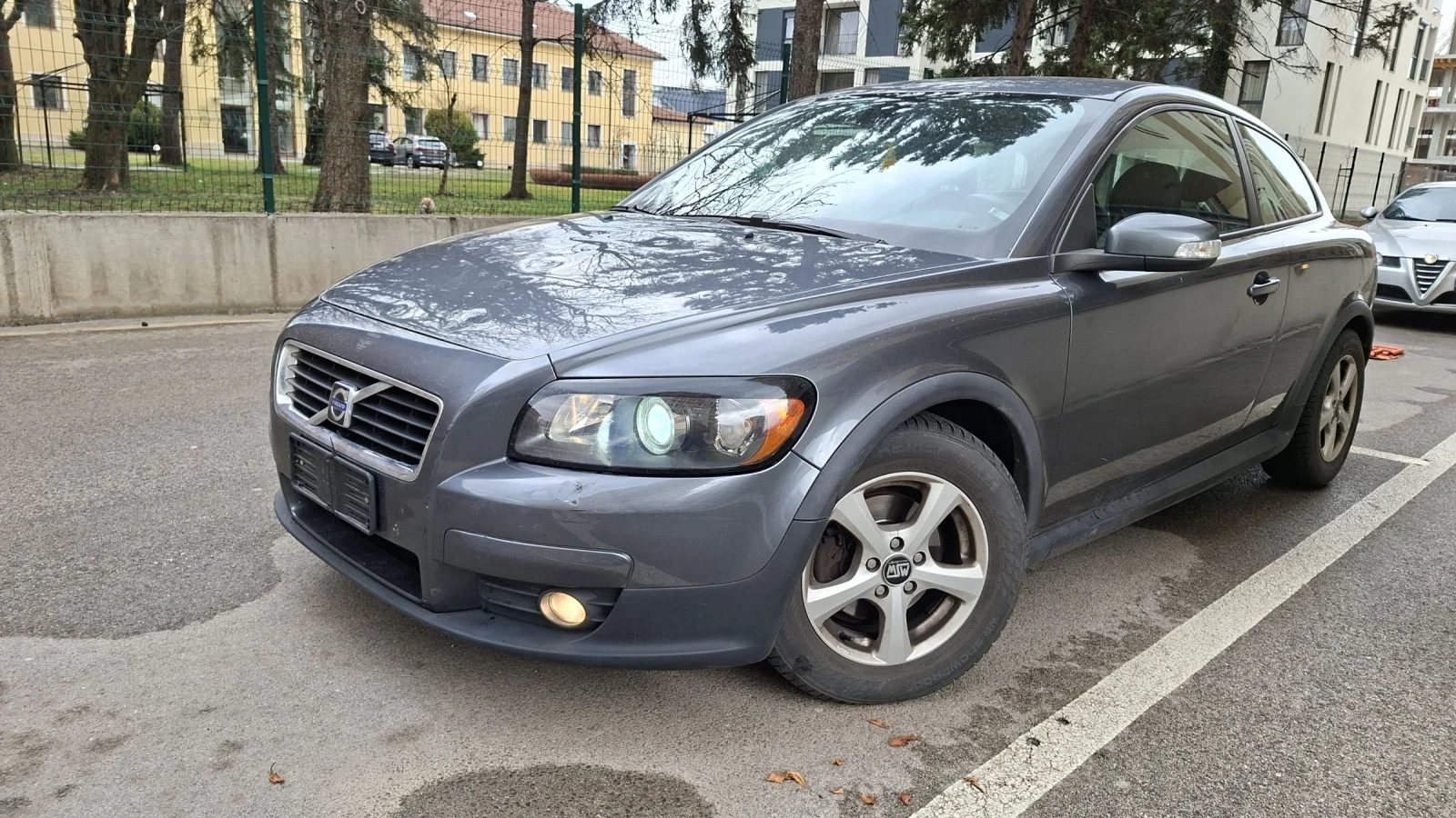 Volvo C30 1.8 I-157000км.РЕАЛНИ!!! | Auto.bg — изображение 1