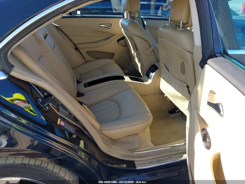 Mercedes-Benz CLS 550 5.5l, снимка 8 - Автомобили и джипове - 53979553